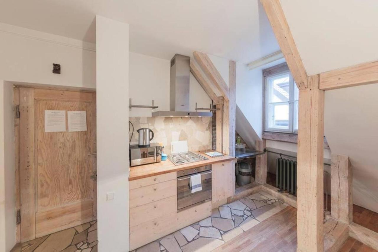 Snug Apartment In A Tenement House - Old Town - F50/5 华沙 外观 照片